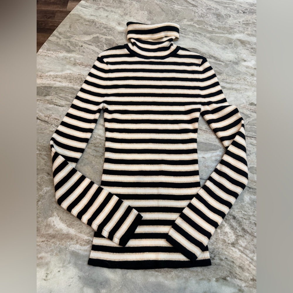 Gap Striped Turtleneck Sweater Size S Black Cream Gold Metallic Ribbed Knit